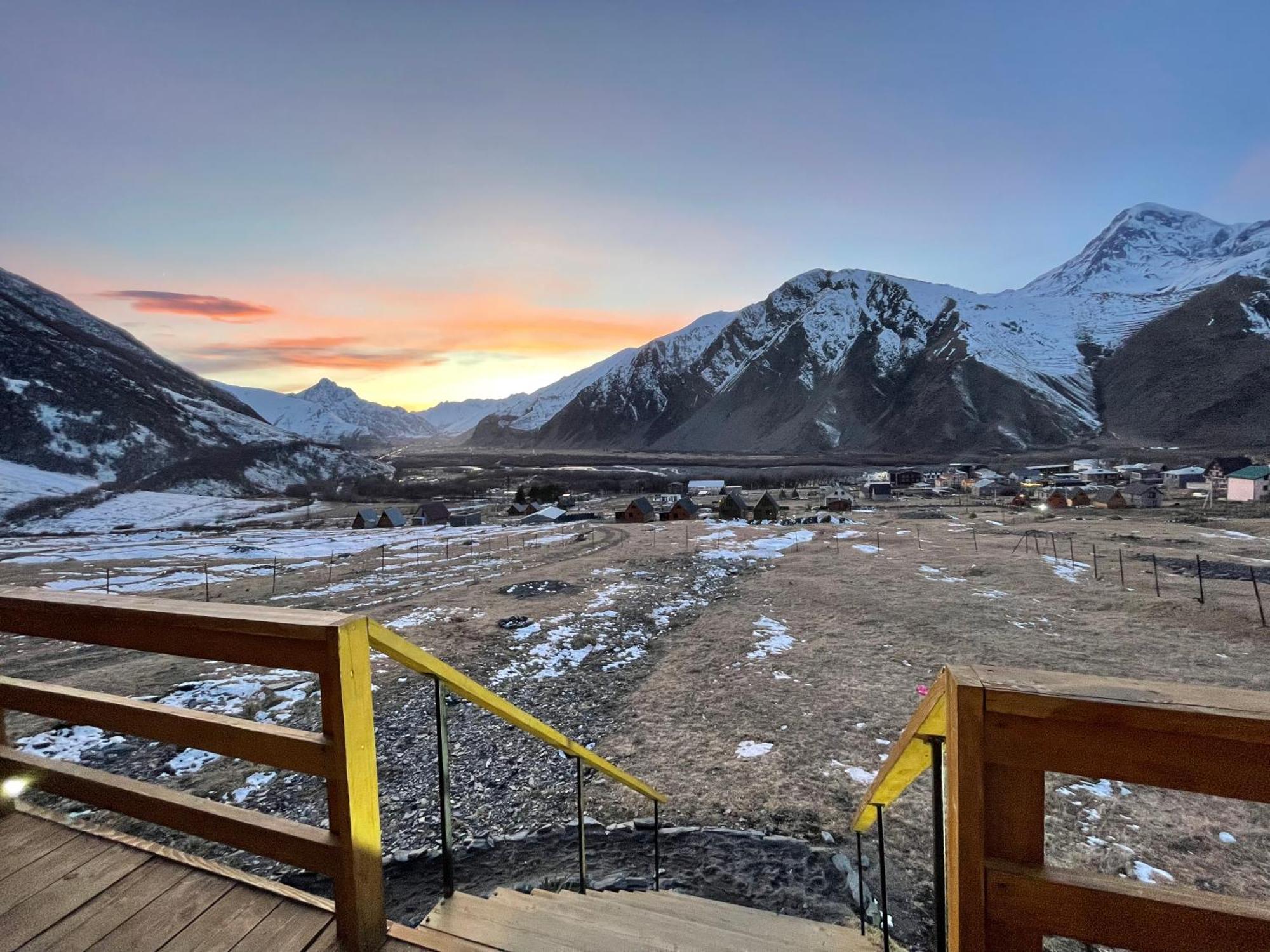 Memory Hut_Kazbegi Daire Dış mekan fotoğraf